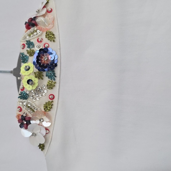 Elie Tahari White Dress w/Lace, Sequins, Rhinestones & Bead Accents. Size 2 - Picture 8 of 13